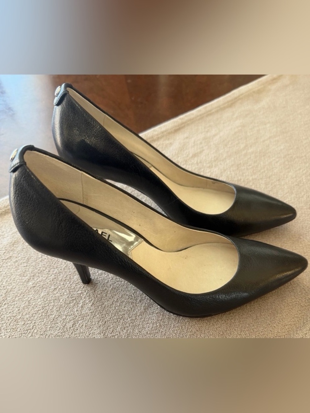 Micheal Kors Black Dorothy Heels 
Size 8M NWOT - Picture 2 of 12